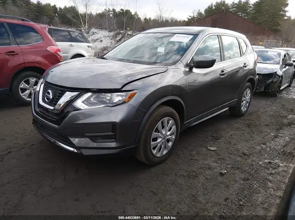 KNMAT2MV0HP509909 2017 NISSAN ROGUE - Image 2