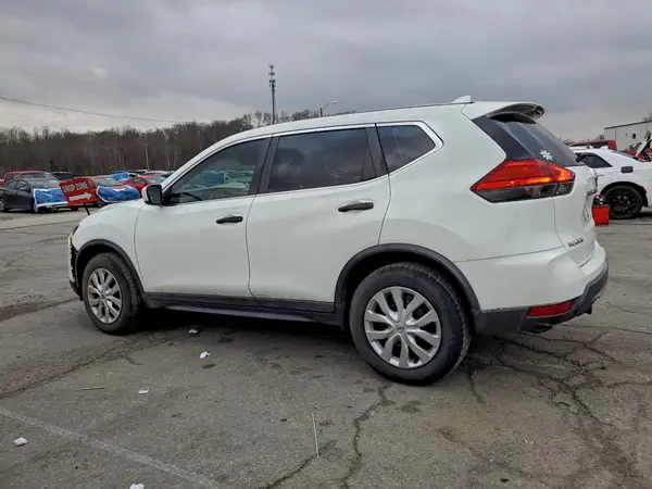 KNMAT2MV0HP510414 2017 NISSAN ROGUE - Image 2