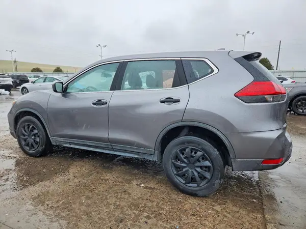 KNMAT2MV0HP514981 2017 NISSAN ROGUE - Image 2