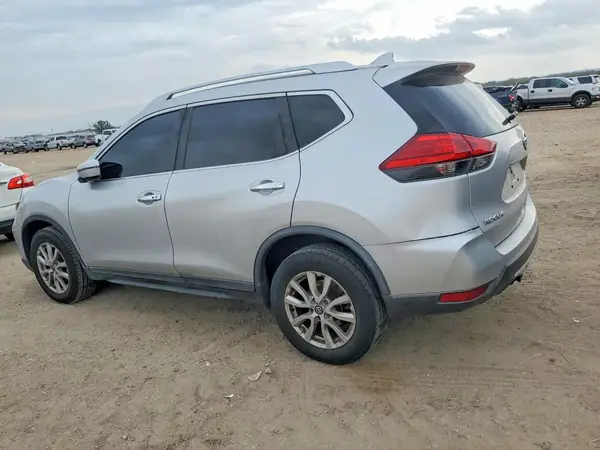 KNMAT2MV0HP524863 2017 NISSAN ROGUE - Image 2