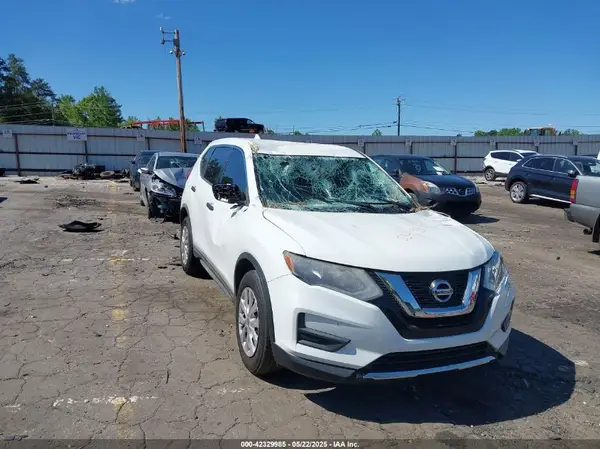 KNMAT2MV0HP534793 2017 NISSAN ROGUE - Image 1
