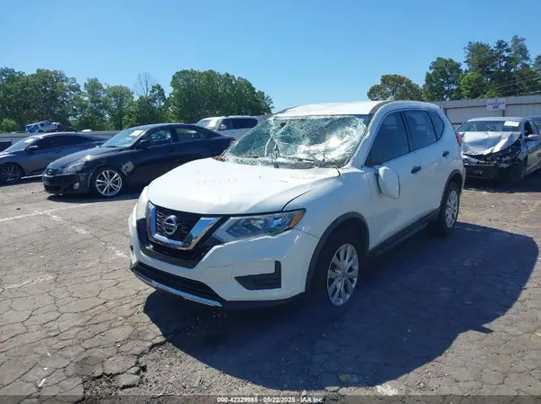KNMAT2MV0HP534793 2017 NISSAN ROGUE - Image 2