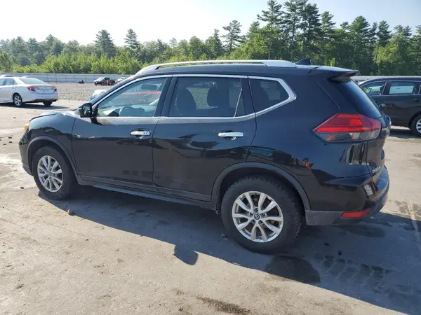 KNMAT2MV0HP538052 2017 NISSAN ROGUE - Image 2