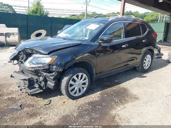 KNMAT2MV0HP540268 2017 NISSAN ROGUE - Image 2