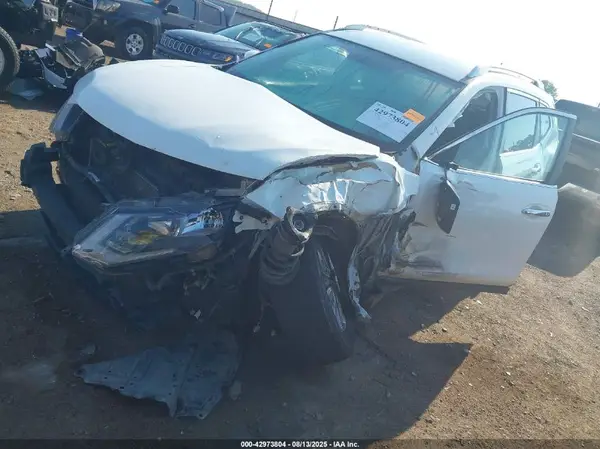 KNMAT2MV0HP544918 2017 NISSAN ROGUE - Image 2