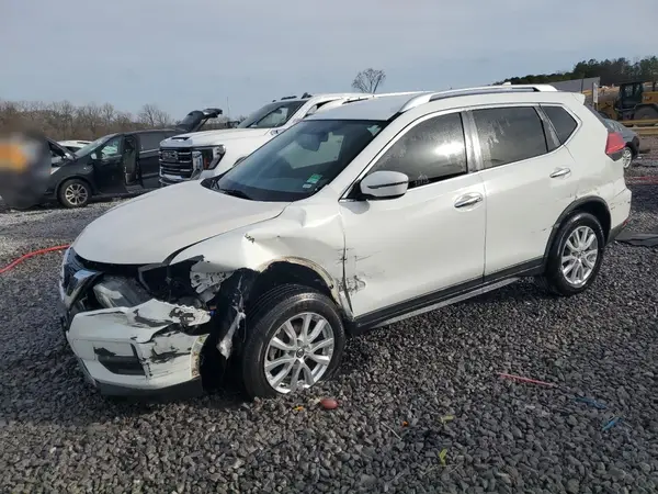 KNMAT2MV0HP557636 2017 NISSAN ROGUE - Image 1