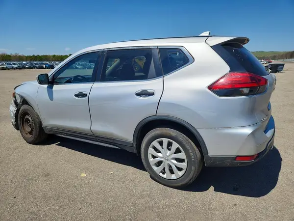 KNMAT2MV0HP559595 2017 NISSAN ROGUE - Image 2