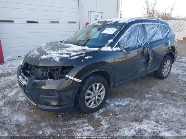 KNMAT2MV0HP560097 2017 NISSAN ROGUE - Image 2