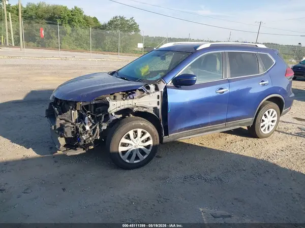 KNMAT2MV0HP561024 2017 NISSAN ROGUE - Image 2