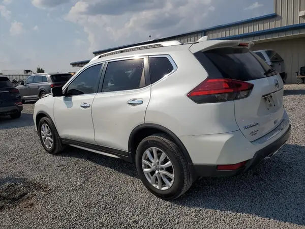KNMAT2MV0HP566756 2017 NISSAN ROGUE - Image 2