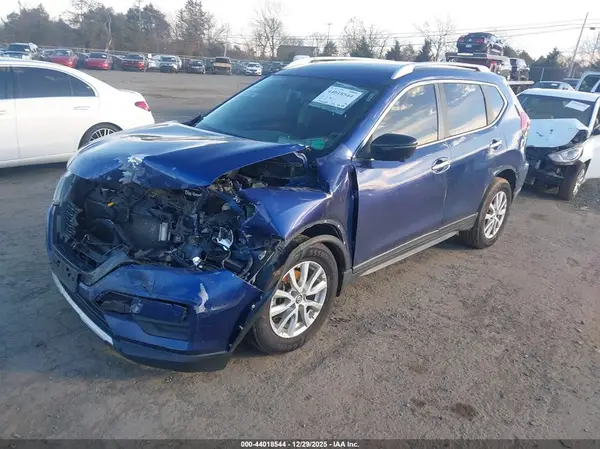 KNMAT2MV0HP567955 2017 NISSAN ROGUE - Image 2