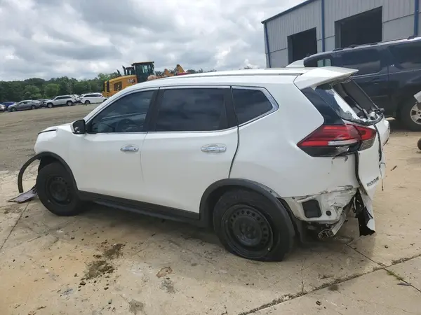 KNMAT2MV0HP570743 2017 NISSAN ROGUE - Image 2
