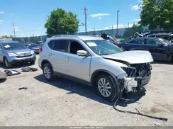 KNMAT2MV0HP575067 2017 NISSAN ROGUE