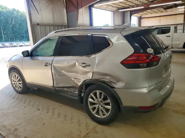 KNMAT2MV0HP578406 2017 NISSAN ROGUE - Image 2