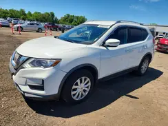 KNMAT2MV0HP593990 2017 NISSAN ROGUE