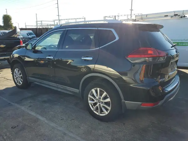 KNMAT2MV0HP600193 2017 NISSAN ROGUE - Image 2