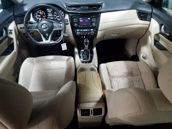 KNMAT2MV0HP601098 2017 NISSAN ROGUE - Image 8