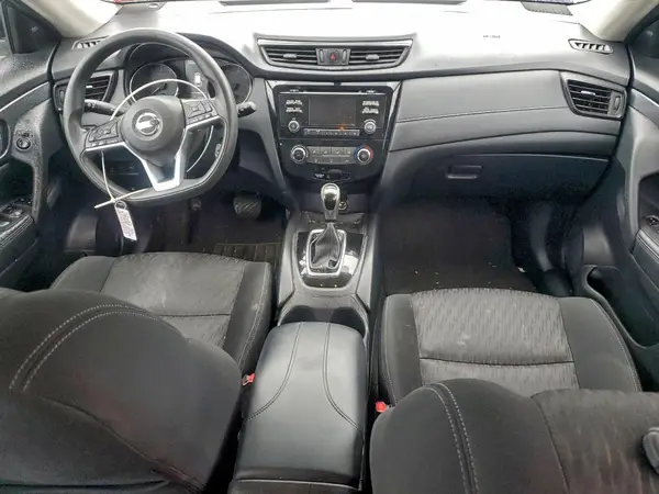 KNMAT2MV0HP603272 2017 NISSAN ROGUE - Image 8