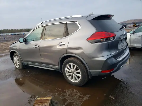 KNMAT2MV0HP606608 2017 NISSAN ROGUE - Image 2