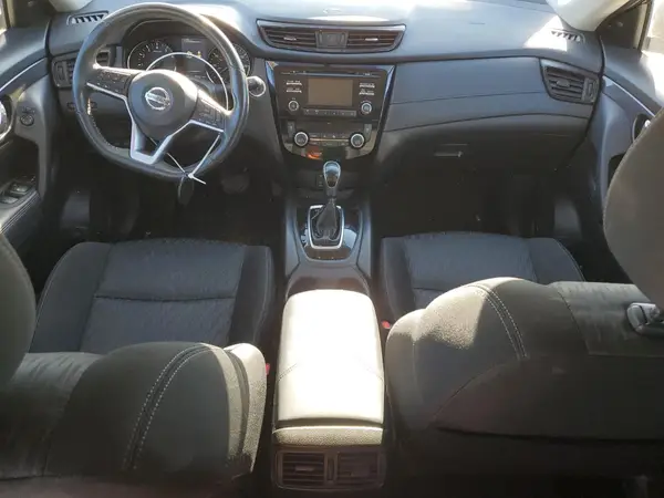 KNMAT2MV0HP606964 2017 NISSAN ROGUE - Image 8