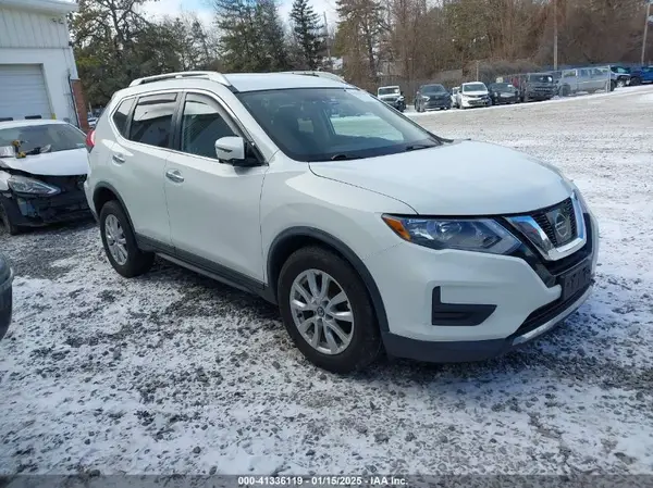 KNMAT2MV0HP608309 2017 NISSAN ROGUE - Image 1