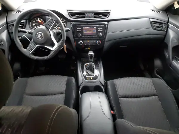 KNMAT2MV0HP618743 2017 NISSAN ROGUE - Image 8