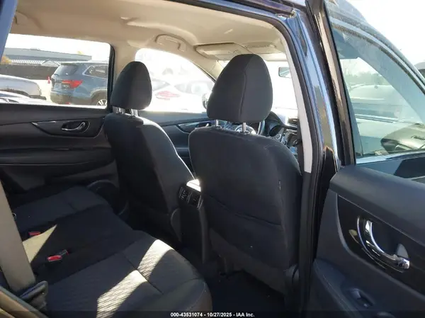 KNMAT2MV0JP501198 2018 NISSAN ROGUE - Image 8