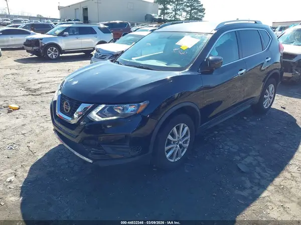 KNMAT2MV0JP503646 2018 NISSAN ROGUE - Image 2
