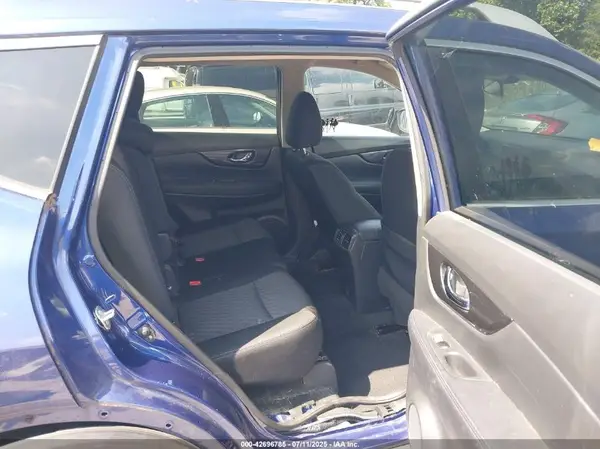 KNMAT2MV0JP508037 2018 NISSAN ROGUE - Image 8