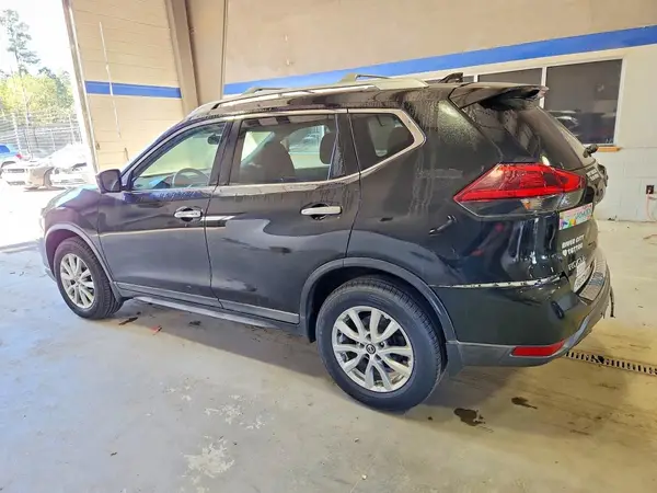 KNMAT2MV0JP513044 2018 NISSAN ROGUE - Image 2