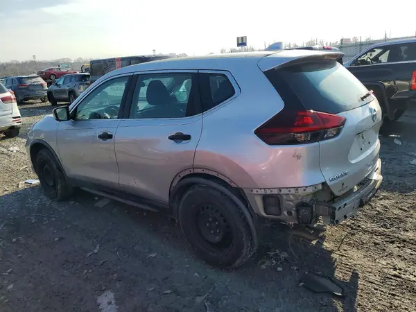 KNMAT2MV0JP513061 2018 NISSAN ROGUE - Image 2
