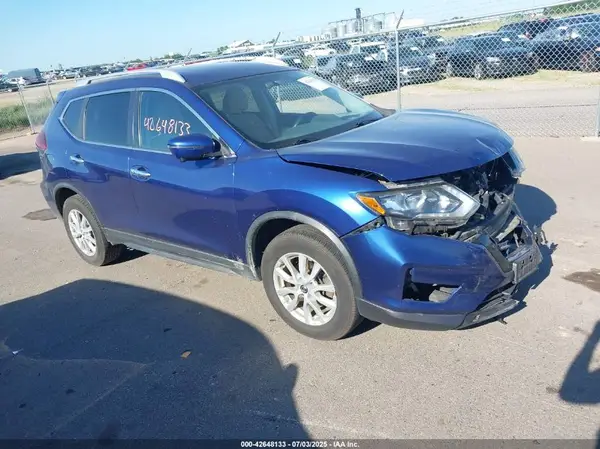 KNMAT2MV0JP513772 2018 NISSAN ROGUE - Image 1