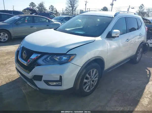 KNMAT2MV0JP513819 2018 NISSAN ROGUE - Image 2