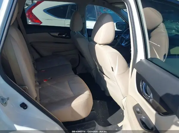 KNMAT2MV0JP513819 2018 NISSAN ROGUE - Image 8