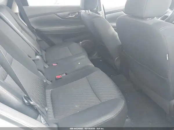 KNMAT2MV0JP519328 2018 NISSAN ROGUE - Image 8