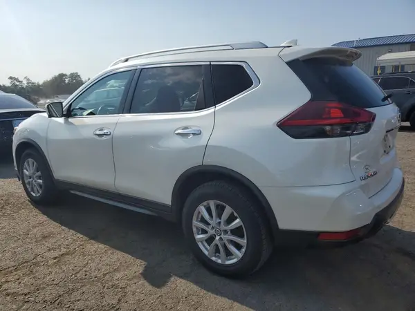 KNMAT2MV0JP520169 2018 NISSAN ROGUE - Image 2