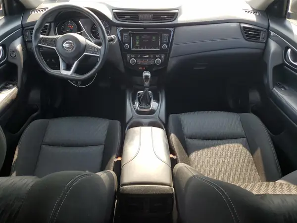 KNMAT2MV0JP520169 2018 NISSAN ROGUE - Image 8