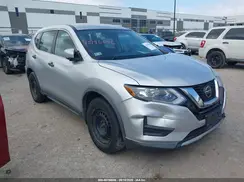 KNMAT2MV0JP520236 2018 NISSAN ROGUE