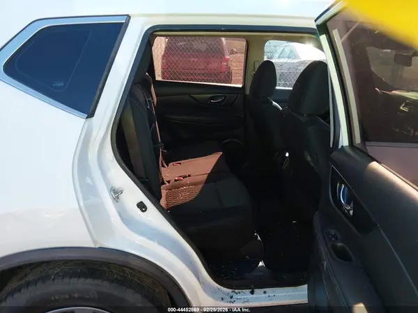 KNMAT2MV0JP520429 2018 NISSAN ROGUE - Image 8