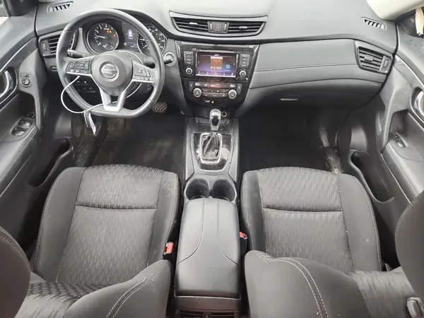 KNMAT2MV0JP528305 2018 NISSAN ROGUE - Image 8