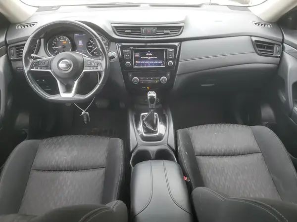 KNMAT2MV0JP530197 2018 NISSAN ROGUE - Image 8