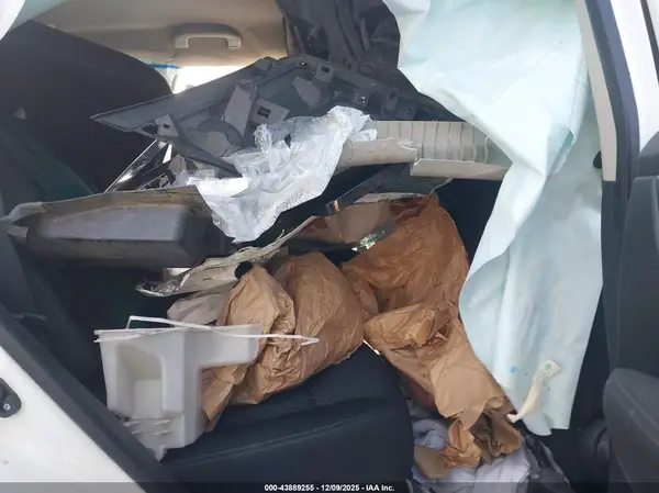 KNMAT2MV0JP531429 2018 NISSAN ROGUE - Image 8
