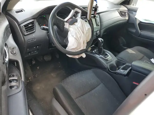 KNMAT2MV0JP531611 2018 NISSAN ROGUE - Image 8