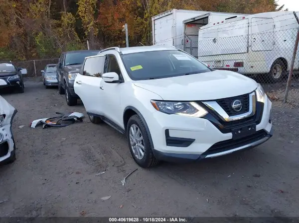 KNMAT2MV0JP533276 2018 NISSAN ROGUE - Image 1