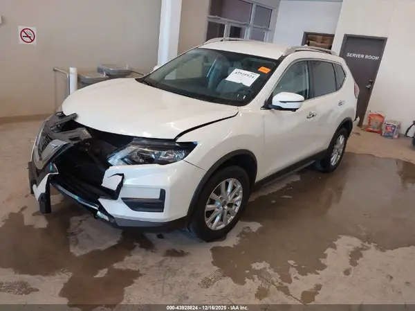 KNMAT2MV0JP536355 2018 NISSAN ROGUE - Image 2