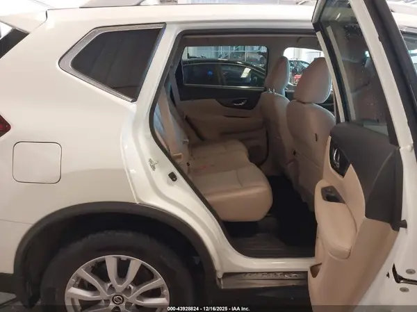 KNMAT2MV0JP536355 2018 NISSAN ROGUE - Image 8