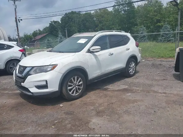 KNMAT2MV0JP547260 2018 NISSAN ROGUE - Image 2