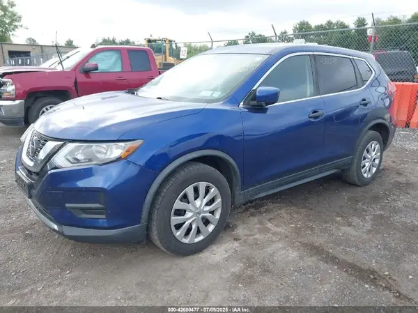 KNMAT2MV0JP547596 2018 NISSAN ROGUE - Image 2