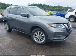 KNMAT2MV0JP548831 2018 NISSAN ROGUE