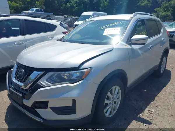 KNMAT2MV0JP552734 2018 NISSAN ROGUE - Image 2